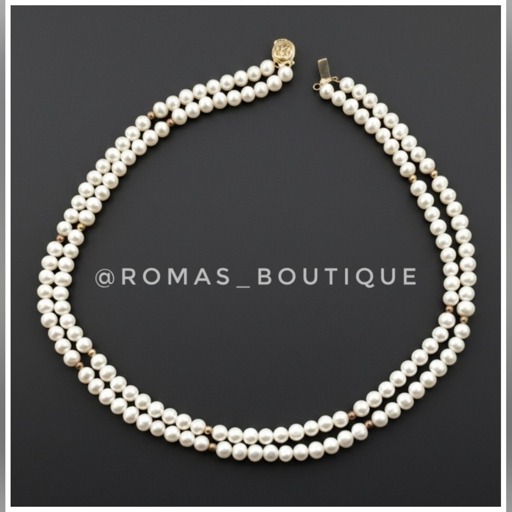 Cultured Pearl multilayer Necklace with gold tone clasp and beads
